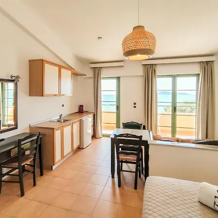 Dafni Скиатос